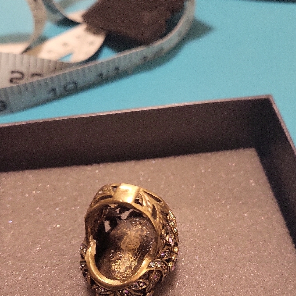 Heidi Daus Purple and Gold Statement Ring - Picture 4 of 4